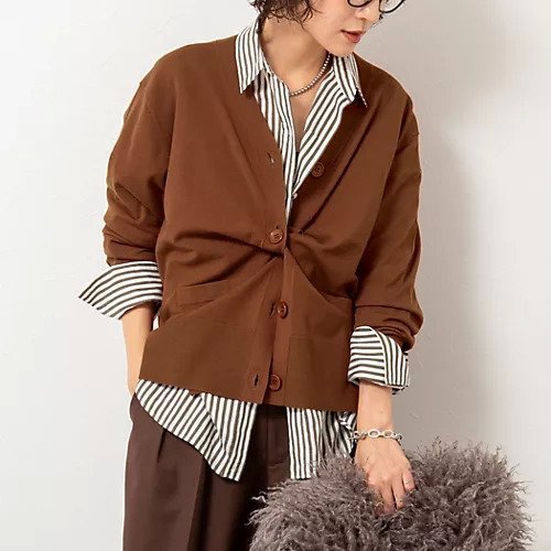 【リエミラー/Rie Miller】の《手洗い可能》《セットアップ対応》BIGシルエットVネックカーディガン インテリア・キッズ・メンズ・レディースファッション・服の通販 founy(ファニー) https://founy.com/ ファッション Fashion レディースファッション Fashion for Women トップス・カットソー Cut & Sew Tops カーディガン・羽織り Layered Style Cardigans Vネックトップス V-Neck Tops / V-Cut Neckline Shirts 2025年 2025 2025-2026秋冬・A/W Autumn/Winter 2025–26 AW25–26 アンサンブル Ensemble Set カーディガン Cardigan, Knitwear シルク Silk, 100% Silk セットアップ Set-Up, Coordinated Outfit ボトム Bottoms, Lower Wear |ID: prp329100004632821 ipo3291000000033344234