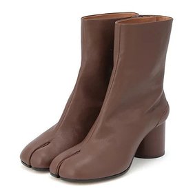 【メゾン マルジェラ/MAISON MARGIELA】 TABI ANKLE BOOTS H60人気、トレンドファッション・服の通販 founy(ファニー) ファッション Fashion レディースファッション Fashion for Women 2025年 2025 2025-2026秋冬・A/W Autumn/Winter 2025–26 AW25–26 シンプル Simple, Minimal ベーシック Basic, Essential |ID:prp329100004632886