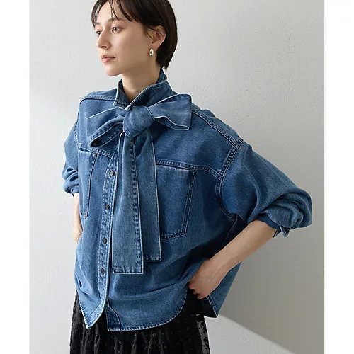 【ウィムガゼット/Whim Gazette】のデニムボウタイシャツ インテリア・キッズ・メンズ・レディースファッション・服の通販 founy(ファニー) 　ファッション　Fashion　レディースファッション　Fashion for Women　トップス・カットソー　Cut & Sew Tops　シャツ・ブラウス・オフィスカジュアル　Elegant Blouses & Button-Ups　シンプル　Simple, Minimal　セットアップ　Set-Up, Coordinated Outfit　デニム　Denim, Jeans Material　ドレープ　Drape, Draping Fabric　バランス　Balance, Style Balance　フェミニン　Feminine, Girly　ブリーチ　Bleach, Washed Finish　おすすめ　Recommended / Our Picks　2025年　2025　2025-2026秋冬・A/W　Autumn/Winter 2025–26 AW25–26　ブルー|ID: prp329100004637923 ipo3291000000033424071