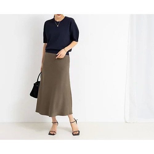 【ノーリーズソフィー/NOLLEY'S sophi】のバックパールラメプルオーバー 人気、トレンドファッション・服の通販 founy(ファニー) 　ファッション　Fashion　レディースファッション　Fashion for Women　トップス・カットソー　Cut & Sew Tops　カジュアルプルオーバー・ニットトップス　Pullovers & Knit Tops / Casual Pullovers　バッグ　Bags　2025年　2025　2025-2026秋冬・A/W　Autumn/Winter 2025–26 AW25–26　シンプル　Simple, Minimal　パール　Pearl, Pearl Accent　ワイド　Wide, Wide Fit　エレガント 上品　Elegant　ビジネス 仕事 通勤　Business / Work / Commuting　other-3|ID: prp329100004639142 ipo3291000000033439026