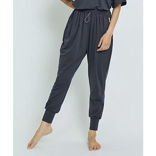 【ジュリエ/Julier】の【定番】ライトプライムギャザーパンツ 人気、トレンドファッション・服の通販 founy(ファニー) 　ファッション　Fashion　レディースファッション　Fashion for Women　パンツ　Pants & Trousers　スポーツウェア　Functional & Stylish Sportswear　アウトドア　Outdoor Clothing　春　Spring　ギャザー　Gathered, Ruffled　コレクション　Collection, Seasonal Line　ストレッチ　Stretch, Stretchy Fabric　定番　Standard, Basic Item　人気　Popular, Best Seller　ヨガ　Yoga, Yoga Wear　ランニング　Running, Running Wear, Activewear, Jogging　リラックス　Relax, Relaxed Fit　レギンス　Leggings, Stretch Pants　ワーク　Workwear, Utility Style　S/S・春夏　SS, Spring/Summer, Warm Season　再入荷　Restock / Back in Stock　おすすめ　Recommended / Our Picks　夏　Summer　エレガント 上品　Elegant　other-2|ID: prp329100004639171 ipo3291000000033516164