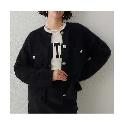 【ウィムガゼット/Whim Gazette】のファーボタンジャケット 人気、トレンドファッション・服の通販 founy(ファニー) 　ファッション　Fashion　レディースファッション　Fashion for Women　アウター　Coat / Outerwear Collection　レディースジャケット・軽アウター　Jackets　カーディガン　Cardigan, Knitwear　クラシカル　Classical, Vintage-Inspired　コンパクト　Compact, Small Size　ジャケット　Jacket, Outerwear　定番　Standard, Basic Item　フォックス　Fox, Fox Fur　フロント　Front, Front Design　ボトム　Bottoms, Lower Wear　メタル　Metal, Metal Parts　エレガント 上品　Elegant　2025年　2025　2025-2026秋冬・A/W　Autumn/Winter 2025–26 AW25–26　 other-1|ID: prp329100004642560 ipo3291000000034409441