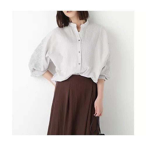 【ヒューマンウーマン/HUMAN WOMAN】のインドコットンボイルアップリケブラウス インテリア・キッズ・メンズ・レディースファッション・服の通販 founy(ファニー)  ファッション Fashion レディースファッション Fashion for Women トップス・カットソー Cut & Sew Tops シャツ・ブラウス・オフィスカジュアル Elegant Blouses & Button-Ups おすすめ Recommended / Our Picks インド Indian Textile インナー Innerwear スタンダード Standard, Basic タンク Tank Top, Sleeveless Top ペイズリー Paisley, Ethnic Pattern 夏 Summer グレー|ID: prp329100004644423 ipo3291000000033510340