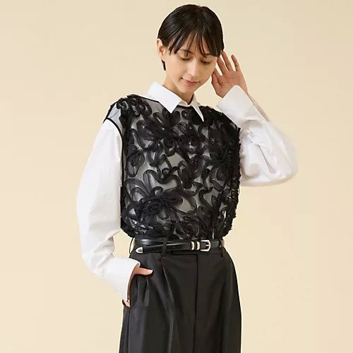 【マルティニーク/martinique】のテープ刺繍ブラウス インテリア・キッズ・メンズ・レディースファッション・服の通販 founy(ファニー) https://founy.com/ ファッション Fashion レディースファッション Fashion for Women トップス・カットソー Cut & Sew Tops シャツ・ブラウス・オフィスカジュアル Elegant Blouses & Button-Ups おすすめ Recommended / Our Picks キャミソール Camisole, Spaghetti Strap Top シフォン Chiffon, Lightweight Fabric スペシャル Special, Limited Edition セットアップ Set-Up, Coordinated Outfit タートル Turtleneck, Turtle Collar ノースリーブ Sleeveless, No-Sleeve ボタニカル Botanical, Floral Pattern 結婚式 Wedding |ID: prp329100004644428 ipo3291000000033510372