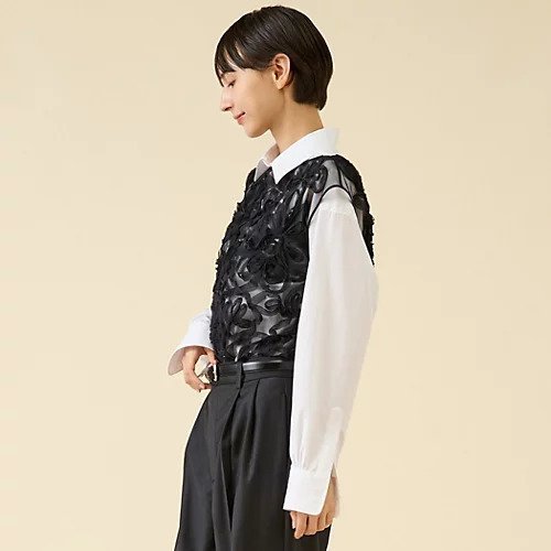 【マルティニーク/martinique】のテープ刺繍ブラウス 人気、トレンドファッション・服の通販 founy(ファニー) 　ファッション　Fashion　レディースファッション　Fashion for Women　トップス・カットソー　Cut & Sew Tops　シャツ・ブラウス・オフィスカジュアル　Elegant Blouses & Button-Ups　おすすめ　Recommended / Our Picks　キャミソール　Camisole, Spaghetti Strap Top　シフォン　Chiffon, Lightweight Fabric　スペシャル　Special, Limited Edition　セットアップ　Set-Up, Coordinated Outfit　タートル　Turtleneck, Turtle Collar　ノースリーブ　Sleeveless, No-Sleeve　ボタニカル　Botanical, Floral Pattern　結婚式　Wedding　other-2|ID: prp329100004644428 ipo3291000000033510376