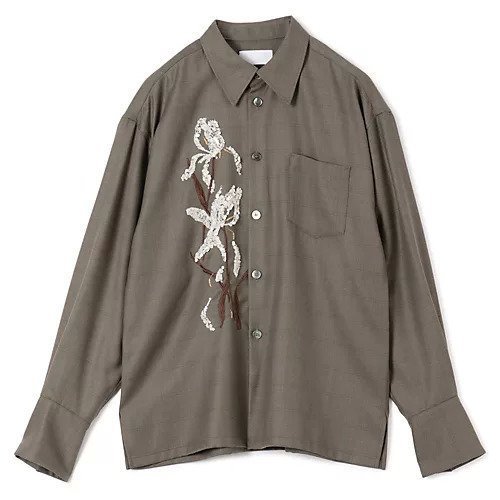 【マージ/MARGE】のWool equin-embellished shirt インテリア・キッズ・メンズ・レディースファッション・服の通販 founy(ファニー) 　ファッション　Fashion　レディースファッション　Fashion for Women　トップス・カットソー　Cut & Sew Tops　シャツ・ブラウス・オフィスカジュアル　Elegant Blouses & Button-Ups　2025年　2025　2025-2026秋冬・A/W　Autumn/Winter 2025–26 AW25–26　クラシカル　Classical, Vintage-Inspired　スパンコール　Sequins, Sequin Embellishment　ボタニカル　Botanical, Floral Pattern　Khaki &#215; White flower|ID: prp329100004644535 ipo3291000000033511758