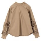 【マージ/MARGE】のHigh-Count weather Cottone tie detail frill shirt 人気、トレンドファッション・服の通販 founy(ファニー) ファッション Fashion レディースファッション Fashion for Women トップス・カットソー Cut & Sew Tops シャツ・ブラウス・オフィスカジュアル Elegant Blouses & Button-Ups 2025年 2025 2025-2026秋冬・A/W Autumn/Winter 2025–26 AW25–26 ギャザー Gathered, Ruffled コンシャス Conscious, Bodycon フリル Frill, Ruffle フロント Front, Front Design モダン Modern, Contemporary リボン Ribbon, Bow 洗える Machine Washable thumbnail Beige|ID: prp329100004644536 ipo3291000000033511764