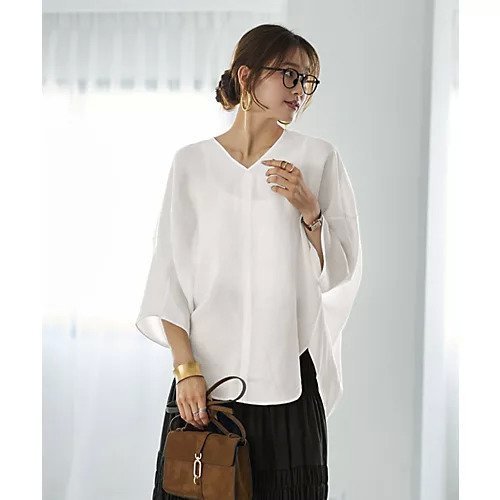 【スタイルデリ/STYLE DELI】のリネン調ゆったりドルマンVネックブラウス 人気、トレンドファッション・服の通販 founy(ファニー) 　ファッション　Fashion　レディースファッション　Fashion for Women　トップス・カットソー　Cut & Sew Tops　シャツ・ブラウス・オフィスカジュアル　Elegant Blouses & Button-Ups　Vネックトップス　V-Neck Tops / V-Cut Neckline Shirts　イエロー　Yellow　秋　Autumn　カーディガン　Cardigan, Knitwear　キャミソール　Camisole, Spaghetti Strap Top　スリット　Slit, Slit Detail　タオル　Towel, Bath Towel　バランス　Balance, Style Balance　フォルム　Silhouette, Form　フレア　Flare, Flared　ブラジャー　Bra, Lingerie　ポケット　Pocket, Pocket Detail　リネン　Linen, Linen Fabric　冬　Winter / This Winter　other-2|ID: prp329100004645394 ipo3291000000033526369