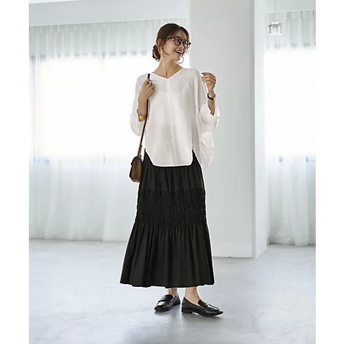 【スタイルデリ/STYLE DELI】のリネン調ゆったりドルマンVネックブラウス 人気、トレンドファッション・服の通販 founy(ファニー) 　ファッション　Fashion　レディースファッション　Fashion for Women　トップス・カットソー　Cut & Sew Tops　シャツ・ブラウス・オフィスカジュアル　Elegant Blouses & Button-Ups　Vネックトップス　V-Neck Tops / V-Cut Neckline Shirts　イエロー　Yellow　秋　Autumn　カーディガン　Cardigan, Knitwear　キャミソール　Camisole, Spaghetti Strap Top　スリット　Slit, Slit Detail　タオル　Towel, Bath Towel　バランス　Balance, Style Balance　フォルム　Silhouette, Form　フレア　Flare, Flared　ブラジャー　Bra, Lingerie　ポケット　Pocket, Pocket Detail　リネン　Linen, Linen Fabric　冬　Winter / This Winter　other-3|ID: prp329100004645394 ipo3291000000033526371