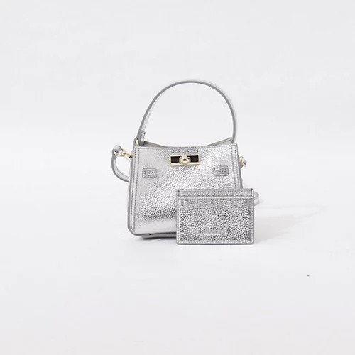 【ノーリーズ/NOLLEY'S】のCARRE miniバッグメタリック 人気、トレンドファッション・服の通販 founy(ファニー) ファッション Fashion レディースファッション Fashion for Women アクセサリー Fashion Accessories コンパクト Compact, Small Size ショルダー Shoulder, Shoulder Strap シルバー Silver, Metallic Silver メタリック Metallic, Shiny Finish ラグジュアリー Luxury, Elegant other-1|ID: prp329100004645483 ipo3291000000033527039