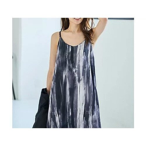【スタイルデリ/STYLE DELI】の水彩ストライプ柄カットソーキャミワンピース 人気、トレンドファッション・服の通販 founy(ファニー) 　ファッション　Fashion　レディースファッション　Fashion for Women　ワンピース　Dresses　キャミソールワンピース　Camisole Dresses　インナー　Innerwear　カットソー　Cut and Sewn Top　カーディガン　Cardigan, Knitwear　キャミ　Camisole, Cami Top　グラデーション　Gradient, Ombre　サンダル　Sandals, Summer Shoes　ジャケット　Jacket, Outerwear　ストライプ　Stripe, Striped Pattern　スニーカー　Sneakers, Trainers　スリット　Slit, Slit Detail　タンク　Tank Top, Sleeveless Top　ノースリーブ　Sleeveless, No-Sleeve　長袖　Long Sleeve, Full Sleeve　バランス　Balance, Style Balance　パーカー　Hoodie, Parka　ブルゾン　Blouson, Bomber Jacket　ポケット　Pocket, Pocket Detail　半袖　Short Sleeve, Half Sleeve　マキシ　Maxi, Full Length　ミックス　Mix, Mixed Style　モチーフ　Motif, Design Theme　モノトーン　Monotone, Black and White　リゾート　Resort, Vacation Style　リボン　Ribbon, Bow　冬　Winter / This Winter　夏　Summer　other-3|ID: prp329100004645590 ipo3291000000033528335