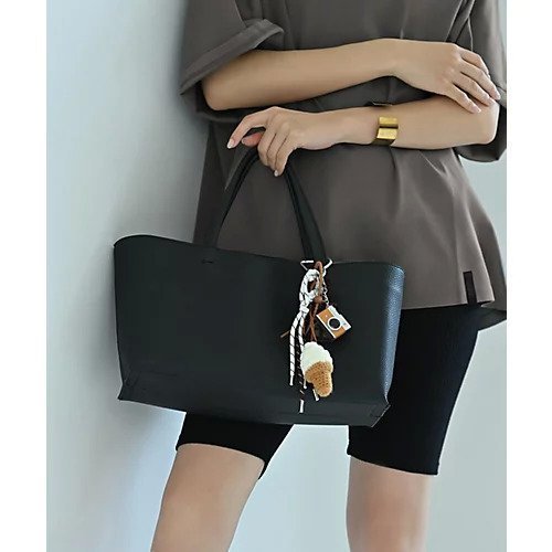 【スタイルデリ/STYLE DELI】の【BLK001】スイートモチーフチャーム 人気、トレンドファッション・服の通販 founy(ファニー) 　ファッション　Fashion　レディースファッション　Fashion for Women　おすすめ　Recommended / Our Picks　カメラ　Camera Accessories　ギフト プレゼント　Gift / Present　コンパクト　Compact, Small Size　シンプル　Simple, Minimal　チャーム　Charm, Pendant　ベーシック　Basic, Essential　モチーフ　Motif, Design Theme　ヴィンテージ　Vintage Style　人気　Popular, Best Seller　無地　Plain, Solid Color　other-2|ID: prp329100004645594 ipo3291000000033528368