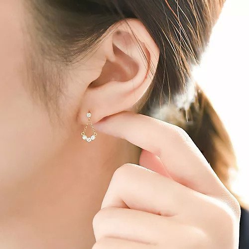 【フィービィー/phoebe】のK10スウィングビジューピアス 人気、トレンドファッション・服の通販 founy(ファニー) 　ファッション　Fashion　レディースファッション　Fashion for Women　アクセサリー　Fashion Accessories　イエロー　Yellow　ジュエリー　Jewelry, Accessories　ジュエル　Jewel, Gemstone　ボックス　Boxy, Box Shape　おすすめ　Recommended / Our Picks　エレガント 上品　Elegant　ギフト プレゼント　Gift / Present　結婚式　Wedding　other-2|ID: prp329100004647739 ipo3291000000033551327