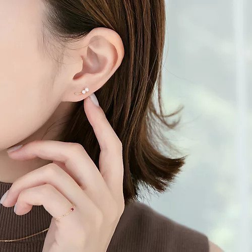 【フィービィー/phoebe】の【K10】インラインパールピアス&イヤリング 人気、トレンドファッション・服の通販 founy(ファニー) 　ファッション　Fashion　レディースファッション　Fashion for Women　ジュエリー　Jewelry　ファッションリング　Fashion Rings　イヤリング・フープ・ドロップタイプ　Hoop, Drop & Clip Earrings　アクセサリー　Fashion Accessories　イエロー　Yellow　イヤリング　Earrings　シンプル　Simple, Minimal　ジュエリー　Jewelry, Accessories　ジュエル　Jewel, Gemstone　パール　Pearl, Pearl Accent　フェミニン　Feminine, Girly　ボックス　Boxy, Box Shape　ギフト プレゼント　Gift / Present　other-2|ID: prp329100004647740 ipo3291000000033551335