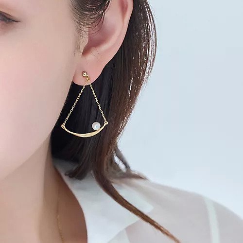 【フィービィー/phoebe】の【金属アレルギー対応】スライヴパールトライアングルピアス インテリア・キッズ・メンズ・レディースファッション・服の通販 founy(ファニー) 　ファッション　Fashion　レディースファッション　Fashion for Women　シンプル　Simple, Minimal　ネックレス　Necklace, Pendant Necklace　バランス　Balance, Style Balance　パール　Pearl, Pearl Accent　メタル　Metal, Metal Parts　モチーフ　Motif, Design Theme　片耳　One-Ear, Single Earring　ゴールド|ID: prp329100004648566 ipo3291000000033562769