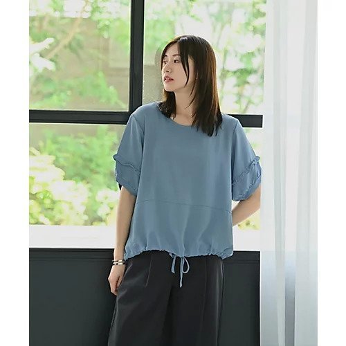 【スタイルデリ/STYLE DELI】の【BLK001】袖フリルドロストカットソー インテリア・キッズ・メンズ・レディースファッション・服の通販 founy(ファニー) 　ファッション　Fashion　レディースファッション　Fashion for Women　トップス・カットソー　Cut & Sew Tops　カットソー・ベーシックTシャツ　Cut-and-Sewn Tops / Stretch Tees & Basics　インナー　Innerwear　春　Spring　秋　Autumn　カットソー　Cut and Sewn Top　軽量　Lightweight, Ultra Light　シンプル　Simple, Minimal　デニム　Denim, Jeans Material　バランス　Balance, Style Balance　フリル　Frill, Ruffle　リラックス　Relax, Relaxed Fit　ワイド　Wide, Wide Fit　S/S・春夏　SS, Spring/Summer, Warm Season　おすすめ　Recommended / Our Picks　夏　Summer　旅行　Travel　ビジネス 仕事 通勤　Business / Work / Commuting　ブルー|ID: prp329100004648597 ipo3291000000034920508