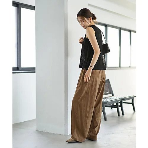 【スタイルデリ/STYLE DELI】のスクエア柄編みノースリニットトップス 人気、トレンドファッション・服の通販 founy(ファニー) 　ファッション　Fashion　レディースファッション　Fashion for Women　トップス・カットソー　Cut & Sew Tops　ニット　Knit Tops & Sweaters　イエロー　Yellow　インナー　Innerwear　秋　Autumn　サロペット　Overalls, Salopette　シンプル　Simple, Minimal　ジャケット　Jacket, Outerwear　スクエア　Square, Square Shape　ストレート　Straight, Straight Cut　スリット　Slit, Slit Detail　タンク　Tank Top, Sleeveless Top　定番　Standard, Basic Item　ノースリーブ　Sleeveless, No-Sleeve　ポケット　Pocket, Pocket Detail　無地　Plain, Solid Color　ラウンド　Round, Round Neck　冬　Winter / This Winter　夏　Summer　other-3|ID: prp329100004649099 ipo3291000000033575866