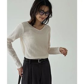 【スタイルデリ/STYLE DELI】 シャーリング加工前後Vネックトップス人気、トレンドファッション・服の通販 founy(ファニー) ファッション Fashion レディースファッション Fashion for Women トップス・カットソー Cut & Sew Tops Vネックトップス V-Neck Tops / V-Cut Neckline Shirts インナー Innerwear カットソー Cut and Sewn Top サロペット Overalls, Salopette シャーリング Shirring, Ruched ジャケット Jacket, Outerwear 定番 Standard, Basic Item フィット Fit, Slim Fit ポケット Pocket, Pocket Detail 防寒 Cold Protection, Winter-Ready ビジネス 仕事 通勤 Business / Work / Commuting |ID:prp329100004649106