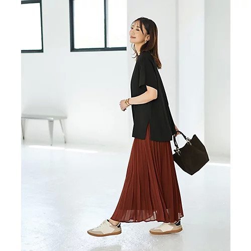 【スタイルデリ/STYLE DELI】のスルスルシンプル洗練ブラウス 人気、トレンドファッション・服の通販 founy(ファニー) 　ファッション　Fashion　レディースファッション　Fashion for Women　トップス・カットソー　Cut & Sew Tops　シャツ・ブラウス・オフィスカジュアル　Elegant Blouses & Button-Ups　インナー　Innerwear　春　Spring　秋　Autumn　カットソー　Cut and Sewn Top　カーディガン　Cardigan, Knitwear　サロペット　Overalls, Salopette　シンプル　Simple, Minimal　ジャケット　Jacket, Outerwear　ジョーゼット　Georgette, Semi-Sheer Fabric　ストレート　Straight, Straight Cut　スリット　Slit, Slit Detail　ダウン　Down, Puffer　長袖　Long Sleeve, Full Sleeve　バランス　Balance, Style Balance　フォルム　Silhouette, Form　フラット　Flat, Flat Shoes　ベスト　Vest, Waistcoat　半袖　Short Sleeve, Half Sleeve　冬　Winter / This Winter　夏　Summer　エレガント 上品　Elegant　ビジネス 仕事 通勤　Business / Work / Commuting　other-3|ID: prp329100004651068 ipo3291000000033603745