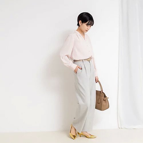 【ノーリーズソフィー/NOLLEY'S sophi】のウォッシャブルジョーゼットVネックブラウス 人気、トレンドファッション・服の通販 founy(ファニー) 　ファッション　Fashion　レディースファッション　Fashion for Women　トップス・カットソー　Cut & Sew Tops　シャツ・ブラウス・オフィスカジュアル　Elegant Blouses & Button-Ups　Vネックトップス　V-Neck Tops / V-Cut Neckline Shirts　2025年　2025　2025-2026秋冬・A/W　Autumn/Winter 2025–26 AW25–26　おすすめ　Recommended / Our Picks　インナー　Innerwear　オケージョン　Occasion Wear　サテン　Satin, Glossy Fabric　ジャケット　Jacket, Outerwear　プリント　Print, Printed Pattern　エレガント 上品　Elegant　ビジネス 仕事 通勤　Business / Work / Commuting　other-3|ID: prp329100004651069 ipo3291000000033629672