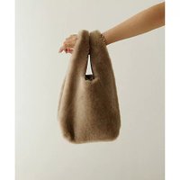 【ウィムガゼット/Whim Gazette】のメリノムートンチェーンBAG 人気、トレンドファッション・服の通販 founy(ファニー) ファッション Fashion レディースファッション Fashion for Women バッグ Bags ショルダー Shoulder, Shoulder Strap シンプル Simple, Minimal ストレート Straight, Straight Cut チェーン Chain, Chain Strap エレガント 上品 Elegant 2025年 2025 2025-2026秋冬・A/W Autumn/Winter 2025–26 AW25–26 |ID:prp329100004651965