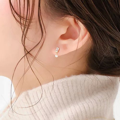 【フィービィー/phoebe】の【K10】リフレクトビジューパールピアス インテリア・キッズ・メンズ・レディースファッション・服の通販 founy(ファニー) https://founy.com/ ファッション Fashion レディースファッション Fashion for Women アクセサリー Fashion Accessories イエロー Yellow ジュエリー Jewelry, Accessories ジュエル Jewel, Gemstone パール Pearl, Pearl Accent ボックス Boxy, Box Shape ギフト プレゼント Gift / Present |ID: prp329100004651989 ipo3291000000033615617