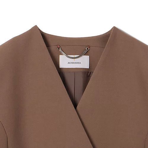 【アキラナカ/AKIRANAKA】のThelma jacket 人気、トレンドファッション・服の通販 founy(ファニー) 　ファッション　Fashion　レディースファッション　Fashion for Women　アウター　Coat / Outerwear Collection　レディースジャケット・軽アウター　Jackets　2025年　2025　2025-2026秋冬・A/W　Autumn/Winter 2025–26 AW25–26　クラシカル　Classical, Vintage-Inspired　シェイプ　Shape, Slim Fit　ジャケット　Jacket, Outerwear　フェミニン　Feminine, Girly　フロント　Front, Front Design　モダン　Modern, Contemporary　ワーク　Workwear, Utility Style　other-3|ID: prp329100004651998 ipo3291000000033615691