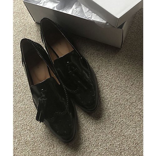 【マージュール/marjour】のTASSEL LOAFER インテリア・キッズ・メンズ・レディースファッション・服の通販 founy(ファニー) https://founy.com/ ファッション Fashion レディースファッション Fashion for Women ウィングチップ Wingtip Shoes エナメル Patent Leather ジャケット Jacket, Outerwear スタイリッシュ Stylish, Fashionable スリット Slit, Slit Detail セットアップ Set-Up, Coordinated Outfit タッセル Tassel, Fringe デニム Denim, Jeans Material マニッシュ Mannish, Boyish |ID: prp329100004652105 ipo3291000000033616911