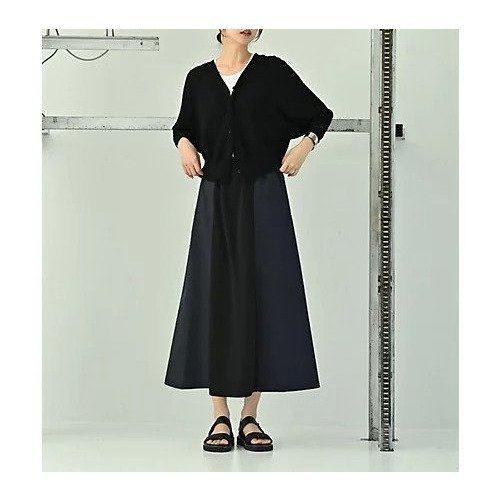 【スタイルデリ/STYLE DELI】の【BLK001】異素材使いスカート 人気、トレンドファッション・服の通販 founy(ファニー) 　ファッション　Fashion　レディースファッション　Fashion for Women　スカート　Skirts　カットソー　Cut and Sewn Top　スリット　Slit, Slit Detail　スリム　Slim, Slim Fit　台形　A-Line, Trapezoid Shape　定番　Standard, Basic Item　おすすめ　Recommended / Our Picks　夏　Summer　旅行　Travel　エレガント 上品　Elegant　 other-1|ID: prp329100004653176 ipo3291000000033628748