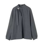 【ハルノブムラタ/HARUNOBUMURATA】のHEPBURN/ボタンブラウス 人気、トレンドファッション・服の通販 founy(ファニー) ファッション Fashion レディースファッション Fashion for Women トップス・カットソー Cut & Sew Tops シャツ・ブラウス・オフィスカジュアル Elegant Blouses & Button-Ups シルバー Silver, Metallic Silver バランス Balance, Style Balance マニッシュ Mannish, Boyish 今季 This Season, Current Season 夏 Summer 春 Spring S/S・春夏 SS, Spring/Summer, Warm Season thumbnail グレー|ID: prp329100004654631 ipo3291000000033654467