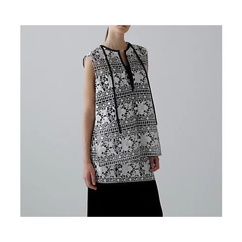 【アドーア/ADORE】のリュクスオーナメントレースブラウス 人気、トレンドファッション・服の通販 founy(ファニー) 　ファッション　Fashion　レディースファッション　Fashion for Women　トップス・カットソー　Cut & Sew Tops　シャツ・ブラウス・オフィスカジュアル　Elegant Blouses & Button-Ups　おすすめ　Recommended / Our Picks　オケージョン　Occasion Wear　オーガンジー　Organza Fabric　シアー　Sheer, See-Through　スタンダード　Standard, Basic　セットアップ　Set-Up, Coordinated Outfit　タートル　Turtleneck, Turtle Collar　ノースリーブ　Sleeveless, No-Sleeve　フィット　Fit, Slim Fit　other-3|ID: prp329100004657027 ipo3291000000033687080