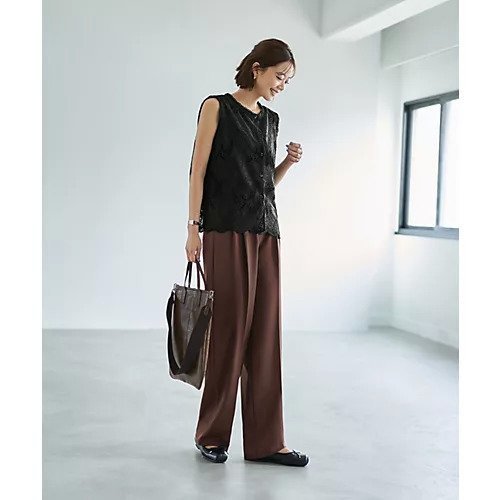 【スタイルデリ/STYLE DELI】のリーフ柄レースのノースリブラウス 人気、トレンドファッション・服の通販 founy(ファニー) 　ファッション　Fashion　レディースファッション　Fashion for Women　トップス・カットソー　Cut & Sew Tops　シャツ・ブラウス・オフィスカジュアル　Elegant Blouses & Button-Ups　イエロー　Yellow　インナー　Innerwear　春　Spring　秋　Autumn　カットソー　Cut and Sewn Top　カーディガン　Cardigan, Knitwear　キャミソール　Camisole, Spaghetti Strap Top　シアー　Sheer, See-Through　シフォン　Chiffon, Lightweight Fabric　シンプル　Simple, Minimal　ジャケット　Jacket, Outerwear　スカラップ　Scallop, Scalloped Edge　ストレート　Straight, Straight Cut　スリット　Slit, Slit Detail　定番　Standard, Basic Item　ノースリーブ　Sleeveless, No-Sleeve　バランス　Balance, Style Balance　パーカー　Hoodie, Parka　フォルム　Silhouette, Form　フロント　Front, Front Design　ブルゾン　Blouson, Bomber Jacket　ベスト　Vest, Waistcoat　モチーフ　Motif, Design Theme　ラウンド　Round, Round Neck　リーフ　Leaf, Botanical Leaf　レース　Lace, Lace Fabric　other-3|ID: prp329100004657499 ipo3291000000033706807