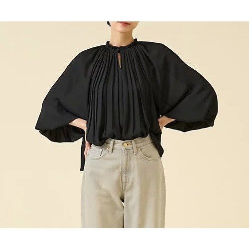 【マルティニーク/martinique】のプリーツブラウス インテリア・キッズ・メンズ・レディースファッション・服の通販 founy(ファニー) https://founy.com/ ファッション Fashion レディースファッション Fashion for Women トップス・カットソー Cut & Sew Tops シャツ・ブラウス・オフィスカジュアル Elegant Blouses & Button-Ups おすすめ Recommended / Our Picks ギャザー Gathered, Ruffled ジョーゼット Georgette, Semi-Sheer Fabric スキッパー Skipper, Open Collar パターン Pattern, Design Print プリーツ Pleats, Pleated |ID: prp329100004657506 ipo3291000000033706822