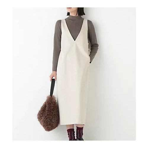 【ヒューマンウーマン/HUMAN WOMAN】のストレッチポンチVネックジャンパースカート インテリア・キッズ・メンズ・レディースファッション・服の通販 founy(ファニー) 　ファッション　Fashion　レディースファッション　Fashion for Women　スカート　Skirts　おすすめ　Recommended / Our Picks　カットソー　Cut and Sewn Top　スタンダード　Standard, Basic　ストレッチ　Stretch, Stretchy Fabric　リラックス　Relax, Relaxed Fit　エレガント 上品　Elegant　グレージュ|ID: prp329100004664825 ipo3291000000033744153