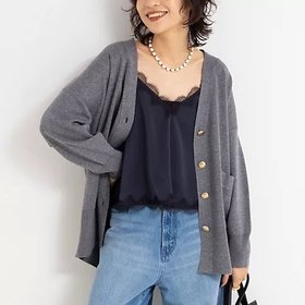 【ノーリーズソフィー/NOLLEY'S sophi】 《手洗い可能》総針ビックVネックカーディガン人気、トレンドファッション・服の通販 founy(ファニー) ファッション Fashion レディースファッション Fashion for Women トップス・カットソー Cut & Sew Tops カーディガン・羽織り Layered Style Cardigans Vネックトップス V-Neck Tops / V-Cut Neckline Shirts 2025年 2025 2025-2026秋冬・A/W Autumn/Winter 2025–26 AW25–26 カットソー Cut and Sewn Top カーディガン Cardigan, Knitwear パイピング Piping, Trim Design ポケット Pocket, Pocket Detail |ID:prp329100004669688