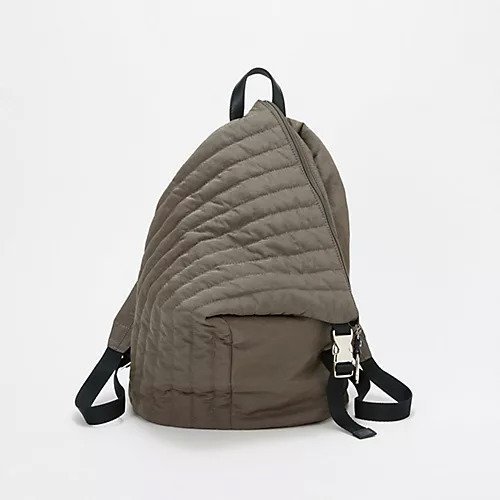 【トプカピ/TOPKAPI】の【TREASURE TOPKAPI】ナイロン キルティング アシンメトリー リュック インテリア・キッズ・メンズ・レディースファッション・服の通販 founy(ファニー) ファッション Fashion レディースファッション Fashion for Women アシンメトリー Asymmetrical Style キルティング Quilted, Quilting コンビ Combo, Combination Style スマート Smart, Elegant ポケット Pocket, Pocket Detail メタル Metal, Metal Parts リュック Backpack, Rucksack 傘 Umbrella, Parasol グレー|ID: prp329100004669725 ipo3291000000033763311