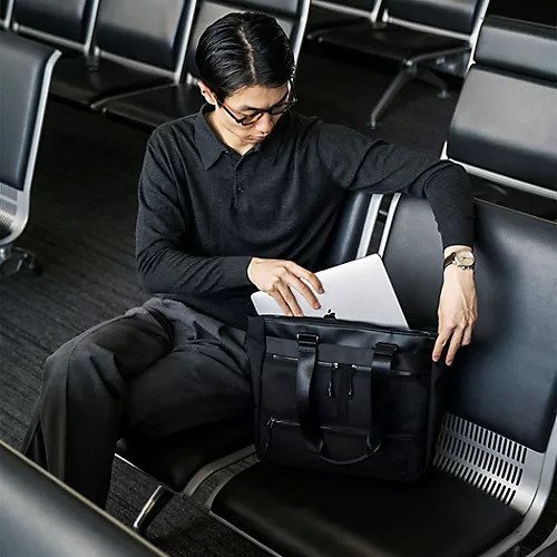 【ノーリーズ グッドマン/NOLLEY'S goodman / MEN】の【SONNE/ゾンネ】SOSF002 TOTE BAG 人気、トレンドファッション・服の通販 founy(ファニー) 　ファッション　Fashion　メンズファッション　Fashion for Men　バッグ　Bags　トートバッグ / 通勤・大容量バッグ　Tote Bags　シンプル　Simple, Minimal　スリーブ　Sleeve, Long Sleeve / Short Sleeve　トラベル　Travel, Travel Gear　人気　Popular, Best Seller　フォルム　Silhouette, Form　ポケット　Pocket, Pocket Detail　other-2|ID: prp329100004669790 ipo3291000000033763778