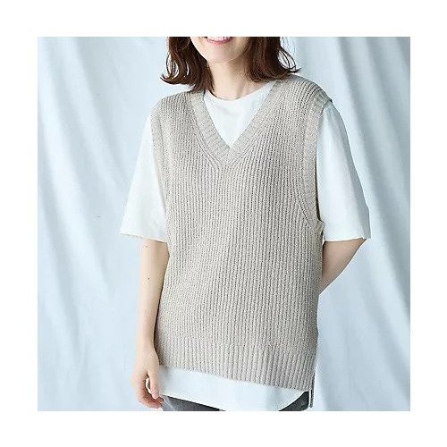 【エニー/ANY】の【洗濯機可】Vネックラメニットベスト インテリア・キッズ・メンズ・レディースファッション・服の通販 founy(ファニー) 　ファッション　Fashion　レディースファッション　Fashion for Women　アウター　Coat / Outerwear Collection　トップス・カットソー　Cut & Sew Tops　ニット　Knit Tops & Sweaters　ベスト&ジレ / 重ね着スタイル　Vests & Gilets　Vネックトップス　V-Neck Tops / V-Cut Neckline Shirts　シンプル　Simple, Minimal　デニム　Denim, Jeans Material　ベスト　Vest, Waistcoat　畦　Ribbed Knit　ライトベージュ&#215;シルバーラメ|ID: prp329100004671360 ipo3291000000034648774
