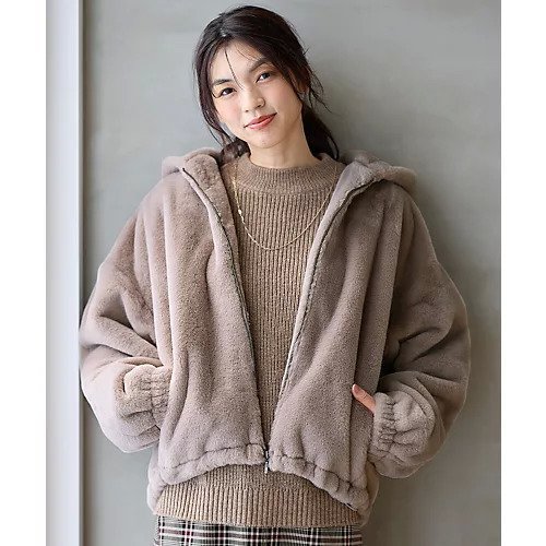 【エニー/ANY】の【手洗い可】ファーブルゾン インテリア・キッズ・メンズ・レディースファッション・服の通販 founy(ファニー) 　ファッション　Fashion　レディースファッション　Fashion for Women　アウター　Coat / Outerwear Collection　ブルゾンジャケット・スポーティアウター　Blouson Jackets　おすすめ　Recommended / Our Picks　インナー　Innerwear　スニーカー　Sneakers, Trainers　フェイクファー　Faux Fur, Imitation Fur　ブルゾン　Blouson, Bomber Jacket　グレージュ|ID: prp329100004671645 ipo3291000000033770888
