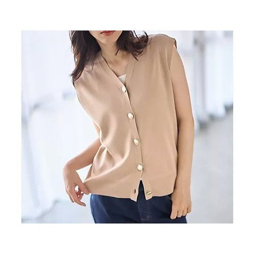 【エニー/ANY】のメタルボタンニットベスト インテリア・キッズ・メンズ・レディースファッション・服の通販 founy(ファニー) 　ファッション　Fashion　レディースファッション　Fashion for Women　アウター　Coat / Outerwear Collection　トップス・カットソー　Cut & Sew Tops　ニット　Knit Tops & Sweaters　ベスト&ジレ / 重ね着スタイル　Vests & Gilets　なめらか　Smooth, Silky Texture　カットソー　Cut and Sewn Top　ストレッチ　Stretch, Stretchy Fabric　メタル　Metal, Metal Parts　エレガント 上品　Elegant　ベージュ|ID: prp329100004671704 ipo3291000000035819173