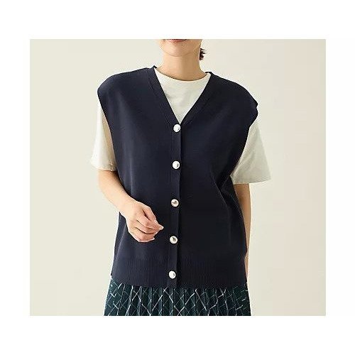 【エニー/ANY】のメタルボタンニットベスト 人気、トレンドファッション・服の通販 founy(ファニー) 　ファッション　Fashion　レディースファッション　Fashion for Women　アウター　Coat / Outerwear Collection　トップス・カットソー　Cut & Sew Tops　ニット　Knit Tops & Sweaters　ベスト&ジレ / 重ね着スタイル　Vests & Gilets　なめらか　Smooth, Silky Texture　カットソー　Cut and Sewn Top　ストレッチ　Stretch, Stretchy Fabric　メタル　Metal, Metal Parts　エレガント 上品　Elegant　other-2|ID: prp329100004671704 ipo3291000000035819175