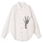 【プレインピープル/PLAIN PEOPLE】の綿麻高密度ツイルアトリエモチーフプリントシャツ 人気、トレンドファッション・服の通販 founy(ファニー) ファッション Fashion レディースファッション Fashion for Women トップス・カットソー Cut & Sew Tops シャツ・ブラウス・オフィスカジュアル Elegant Blouses & Button-Ups スタンダード Standard, Basic フォルム Silhouette, Form ベーシック Basic, Essential モチーフ Motif, Design Theme ヨーク Yoke, Yoke Design リネン Linen, Linen Fabric 洗える Machine Washable thumbnail オフホワイト&#215;ブラック|ID: prp329100004683372 ipo3291000000033822562