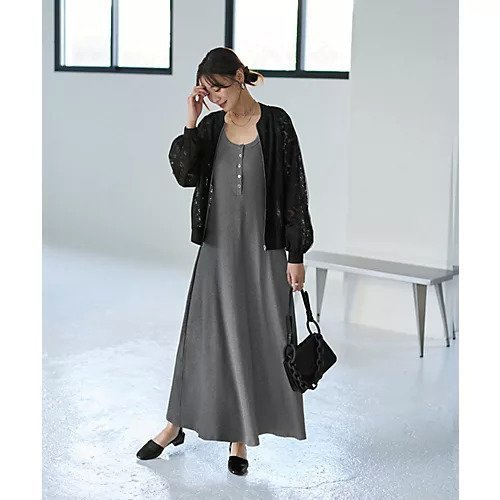 【スタイルデリ/STYLE DELI】のレースにチュールを重ねたブルゾン 人気、トレンドファッション・服の通販 founy(ファニー) 　ファッション　Fashion　レディースファッション　Fashion for Women　アウター　Coat / Outerwear Collection　ブルゾンジャケット・スポーティアウター　Blouson Jackets　秋　Autumn　カーディガン　Cardigan, Knitwear　シルバー　Silver, Metallic Silver　シンプル　Simple, Minimal　ジャケット　Jacket, Outerwear　スリット　Slit, Slit Detail　スリーブ　Sleeve, Long Sleeve / Short Sleeve　タンク　Tank Top, Sleeveless Top　チュール　Tulip, Tulip Motif　定番　Standard, Basic Item　ノースリーブ　Sleeveless, No-Sleeve　長袖　Long Sleeve, Full Sleeve　フロント　Front, Front Design　ブルゾン　Blouson, Bomber Jacket　ポケット　Pocket, Pocket Detail　半袖　Short Sleeve, Half Sleeve　防寒　Cold Protection, Winter-Ready　無地　Plain, Solid Color　レース　Lace, Lace Fabric　ワイド　Wide, Wide Fit　冬　Winter / This Winter　夏　Summer　other-3|ID: prp329100004683412 ipo3291000000033822728