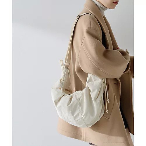 【ウィムガゼット/Whim Gazette】の【THE PAUSE】ギャザーショルダーBAG 人気、トレンドファッション・服の通販 founy(ファニー) 　ファッション　Fashion　レディースファッション　Fashion for Women　バッグ　Bags　ヴィンテージ　Vintage Style　ギャザー　Gathered, Ruffled　グラデーション　Gradient, Ombre　ショルダー　Shoulder, Shoulder Strap　シルバー　Silver, Metallic Silver　ポケット　Pocket, Pocket Detail　ワーク　Workwear, Utility Style　2025年　2025　2025-2026秋冬・A/W　Autumn/Winter 2025–26 AW25–26　other-2|ID: prp329100004684697 ipo3291000000033831191