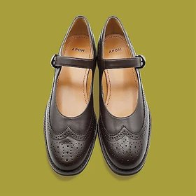 【エンチャンテッド/enchanted】 【APOM】本革メリージェーンブローグシューズ人気、トレンドファッション・服の通販 founy(ファニー) ファッション Fashion レディースファッション Fashion for Women クッション Cushion, Throw Pillow クラシカル Classical, Vintage-Inspired スマート Smart, Elegant ソックス Socks, Hosiery タイツ Tights, Legwear フィット Fit, Slim Fit ラウンド Round, Round Neck ラップ Wrap, Wrap Design エレガント 上品 Elegant |ID:prp329100004684699