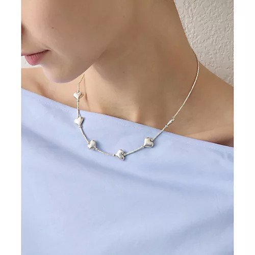 【ウィムガゼット/Whim Gazette】の【Hoaw.】Heartビース ショートネックレス インテリア・キッズ・メンズ・レディースファッション・服の通販 founy(ファニー) 　ファッション　Fashion　レディースファッション　Fashion for Women　ジュエリー　Jewelry　ネックレス　Necklaces & Pendants　アクセサリー　Fashion Accessories　コンパクト　Compact, Small Size　シューズ　Shoes, Footwear　ショート　Short, Short Length　シルバー　Silver, Metallic Silver　スタンダード　Standard, Basic　チューブ　Tube, Tube Top　ネックレス　Necklace, Pendant Necklace　バランス　Balance, Style Balance　フォルム　Silhouette, Form　モダン　Modern, Contemporary　おすすめ　Recommended / Our Picks　エレガント 上品　Elegant　2025年　2025　2025-2026秋冬・A/W　Autumn/Winter 2025–26 AW25–26　925シルバー|ID: prp329100004684712 ipo3291000000033831274