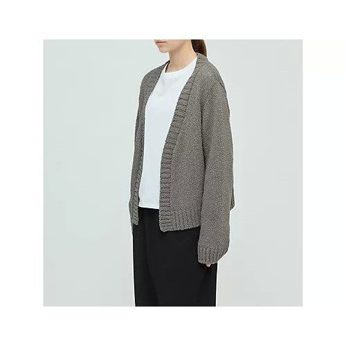 【ミズイロ インド/mizuiro ind】のリリーヤーンVネックカーディガン 人気、トレンドファッション・服の通販 founy(ファニー) 　ファッション　Fashion　レディースファッション　Fashion for Women　トップス・カットソー　Cut & Sew Tops　カーディガン・羽織り　Layered Style Cardigans　Vネックトップス　V-Neck Tops / V-Cut Neckline Shirts　カーディガン　Cardigan, Knitwear　ショート　Short, Short Length　フロント　Front, Front Design　ワイド　Wide, Wide Fit　A/W・秋冬　Autumn/Winter　other-2|ID: prp329100004686325 ipo3291000000033840727