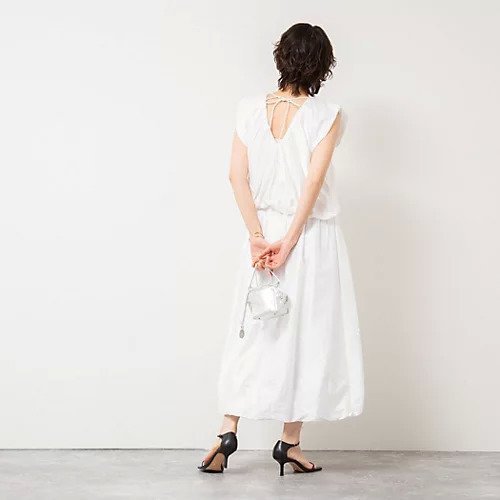 【ノーリーズソフィー/NOLLEY'S sophi】の【MARILYN MOON/マリリーンムーン】beads motif taffeta balloon blouse 人気、トレンドファッション・服の通販 founy(ファニー) 　ファッション　Fashion　レディースファッション　Fashion for Women　エレガント 上品　Elegant　カットソー　Cut and Sewn Top　スリーブ　Sleeve, Long Sleeve / Short Sleeve　セットアップ　Set-Up, Coordinated Outfit　タフタ　Taffeta, Structured Fabric　バルーン　Balloon, Balloon Silhouette　モダン　Modern, Contemporary　モチーフ　Motif, Design Theme　2025年　2025　2025春夏・S/S　Spring/Summer 2025 SS25　other-2|ID: prp329100004687929 ipo3291000000033852662