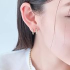 【フィービィー/phoebe】の【痛くないシリーズ/金属アレルギー対応】ダブルラインビジューライトフィットイヤリング ゴールド|ID: prp329100004687955 ipo3291000000033852946
