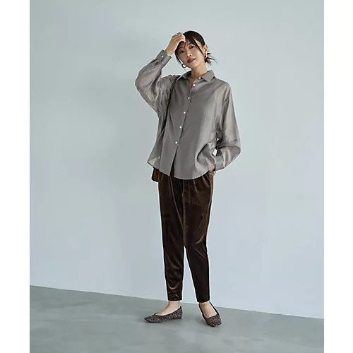 【スタイルデリ/STYLE DELI】の袖ハギ微光沢シアーシャツ 人気、トレンドファッション・服の通販 founy(ファニー) 　ファッション　Fashion　レディースファッション　Fashion for Women　トップス・カットソー　Cut & Sew Tops　シャツ・ブラウス・オフィスカジュアル　Elegant Blouses & Button-Ups　インナー　Innerwear　エアリー　Airy Texture　カーディガン　Cardigan, Knitwear　ギャザー　Gathered, Ruffled　クール　Cool, Chic　シアー　Sheer, See-Through　ジャケット　Jacket, Outerwear　ストレート　Straight, Straight Cut　タンク　Tank Top, Sleeveless Top　タートル　Turtleneck, Turtle Collar　長袖　Long Sleeve, Full Sleeve　パターン　Pattern, Design Print　フォルム　Silhouette, Form　ワイド　Wide, Wide Fit　冬　Winter / This Winter　おすすめ　Recommended / Our Picks　夏　Summer　other-2|ID: prp329100004688106 ipo3291000000033854043